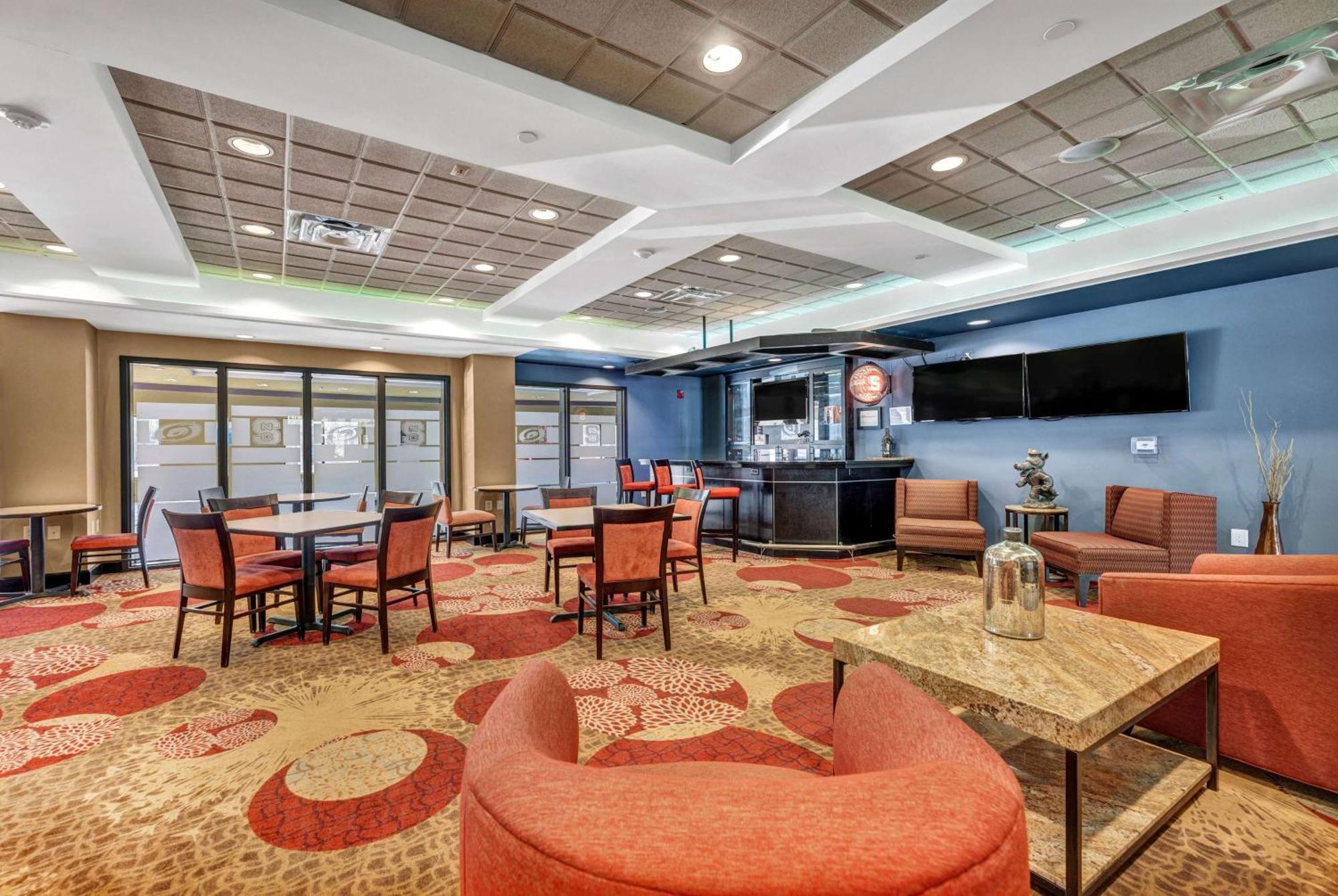 Wingate By Wyndham State Arena Raleigh/Cary Hotel Eksteriør bilde